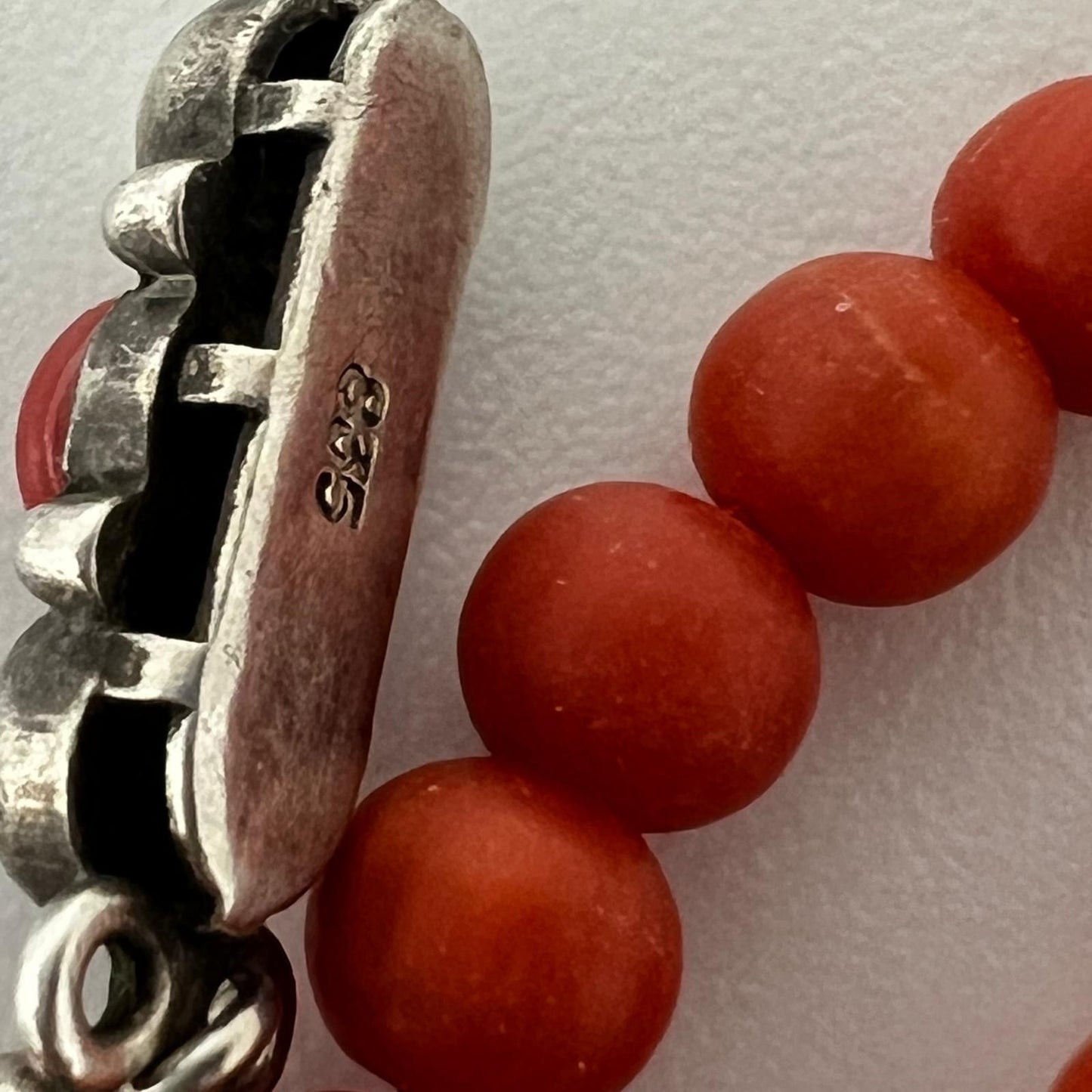 Art Déco Korallenkette