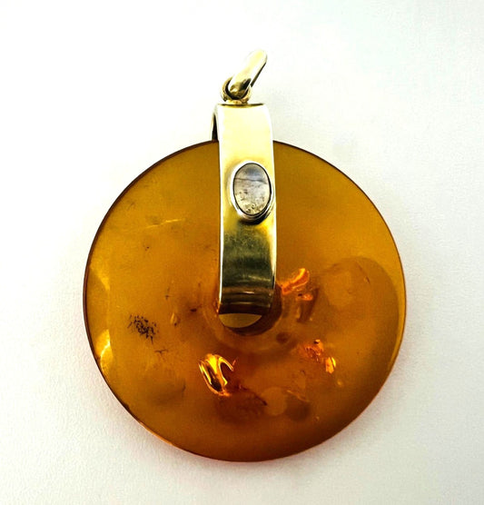 Bernstein Anhänger rund mit Mondstein