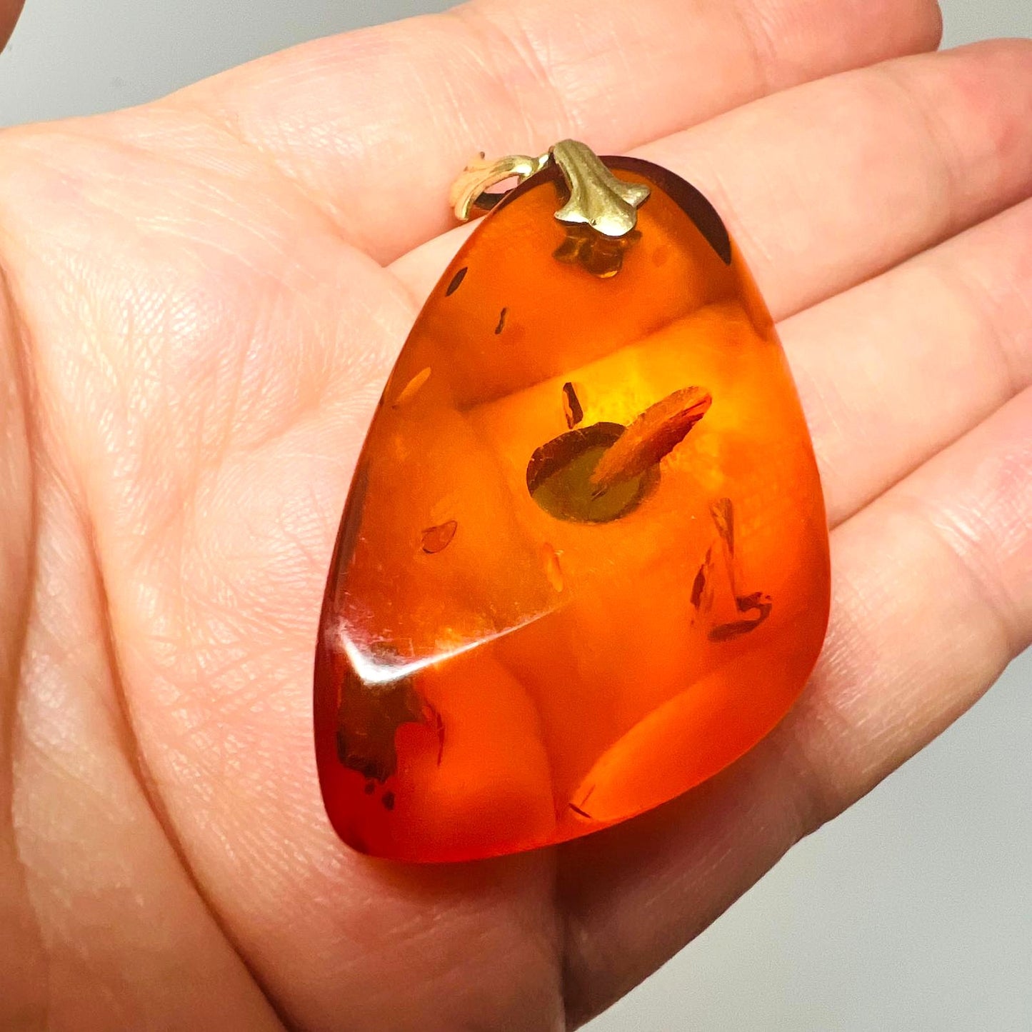 Art Déco Bernstein Anhänger 