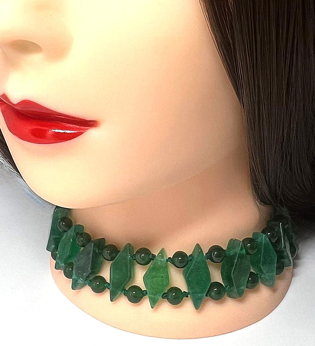 Smaragdgrünes Designer-Collier