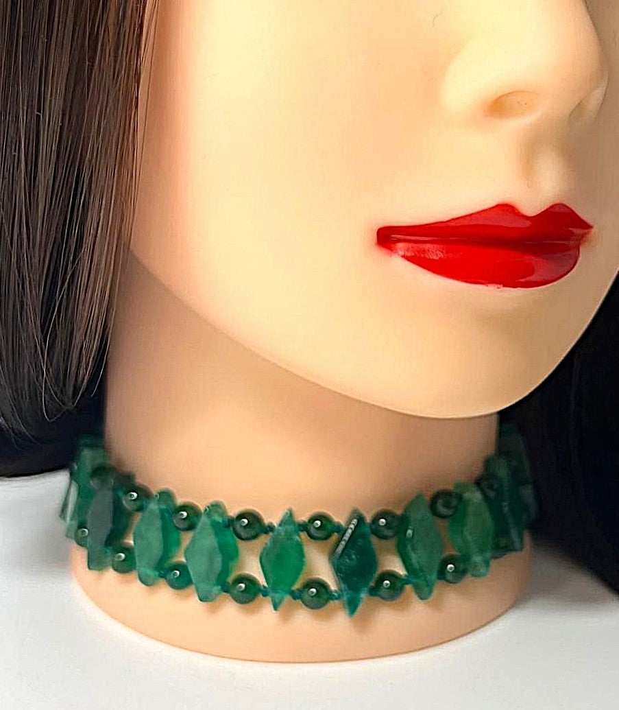 Smaragdgrünes Designer-Collier