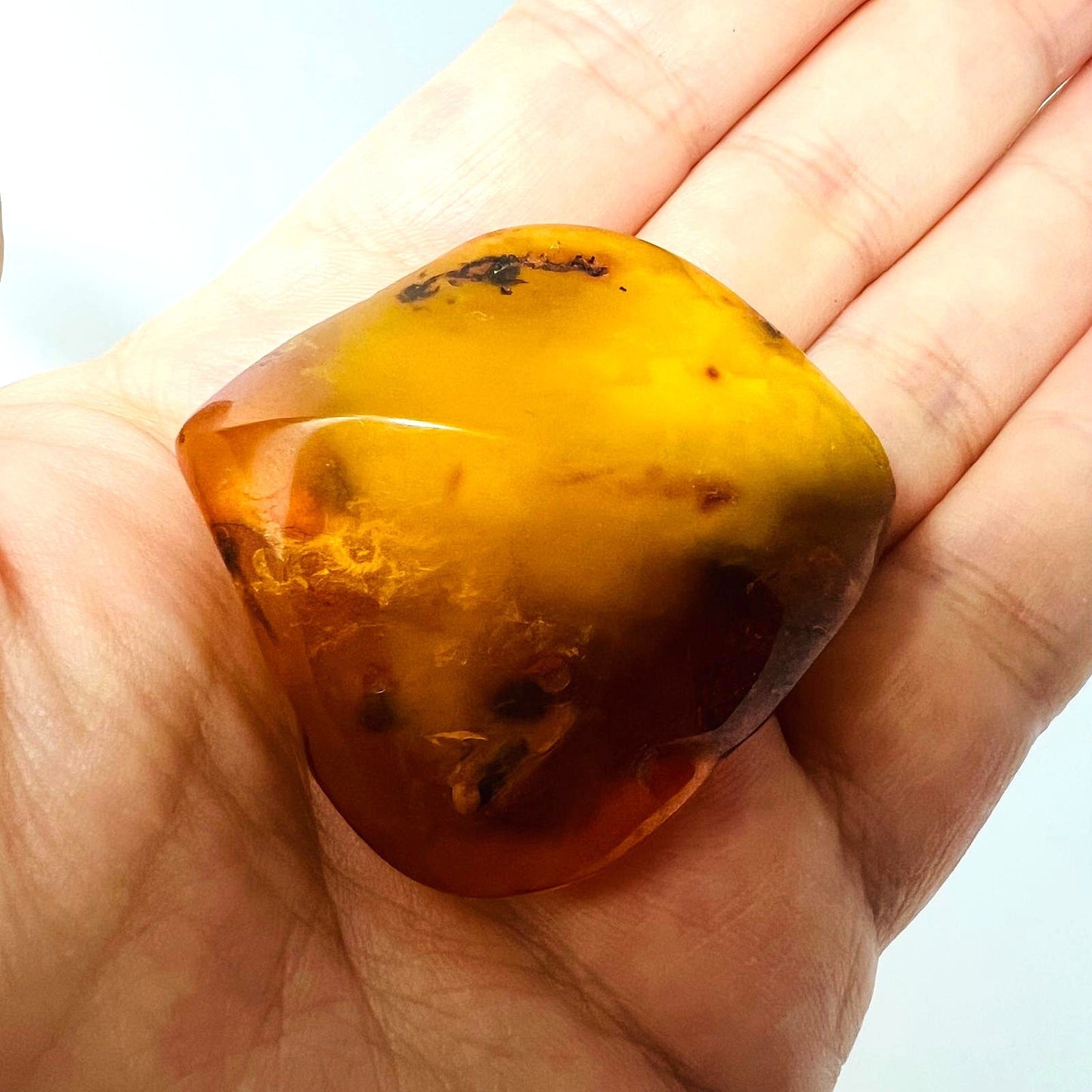 Antike Bernstein-Brosche