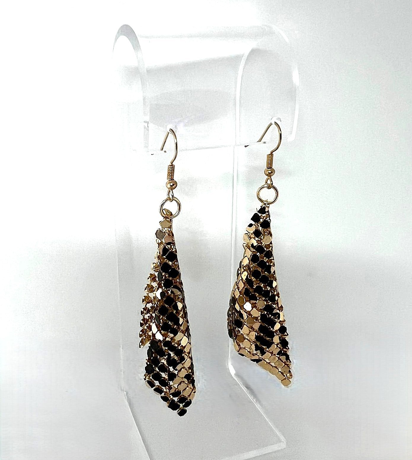 Gold Leo Mesh Ohrringe