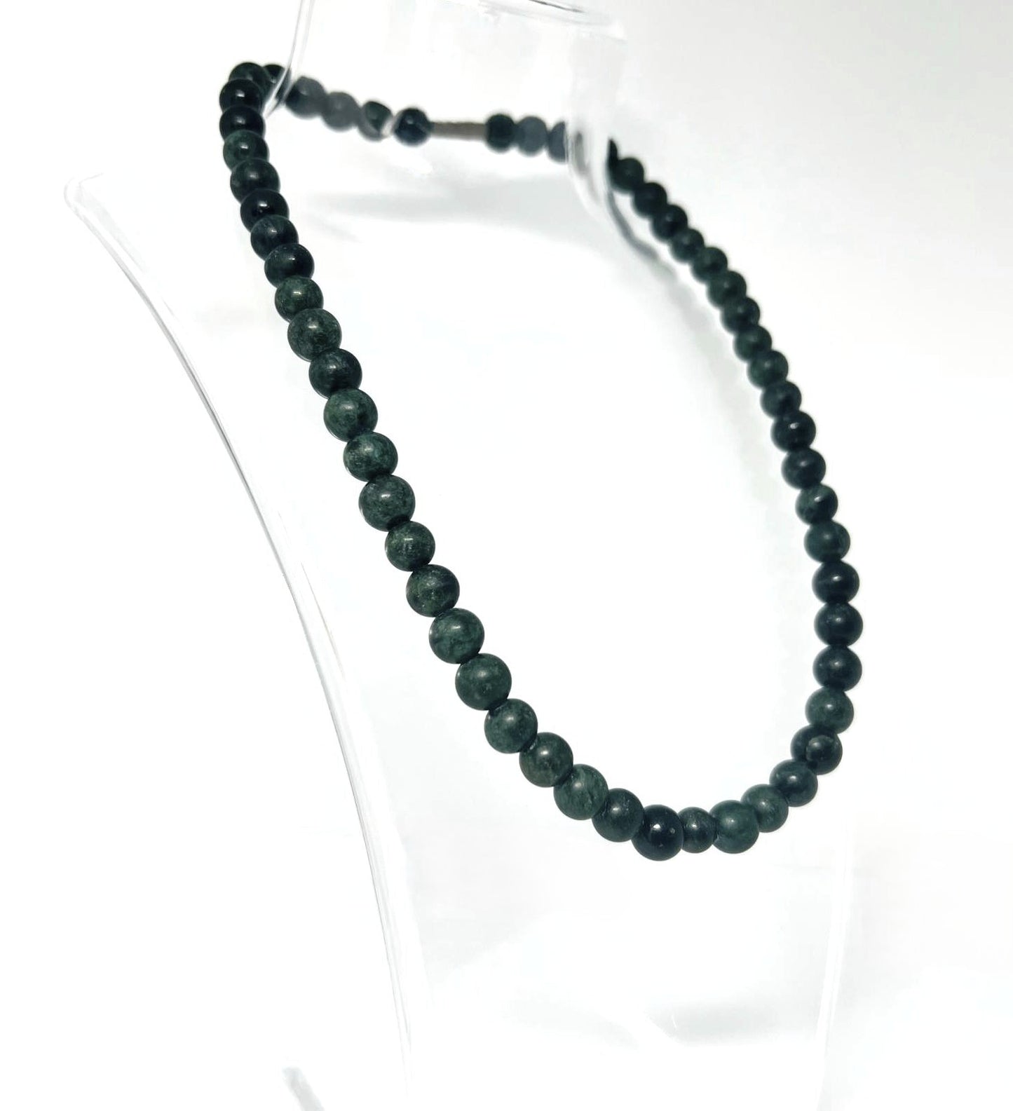  Jade Edelstein-Kette 