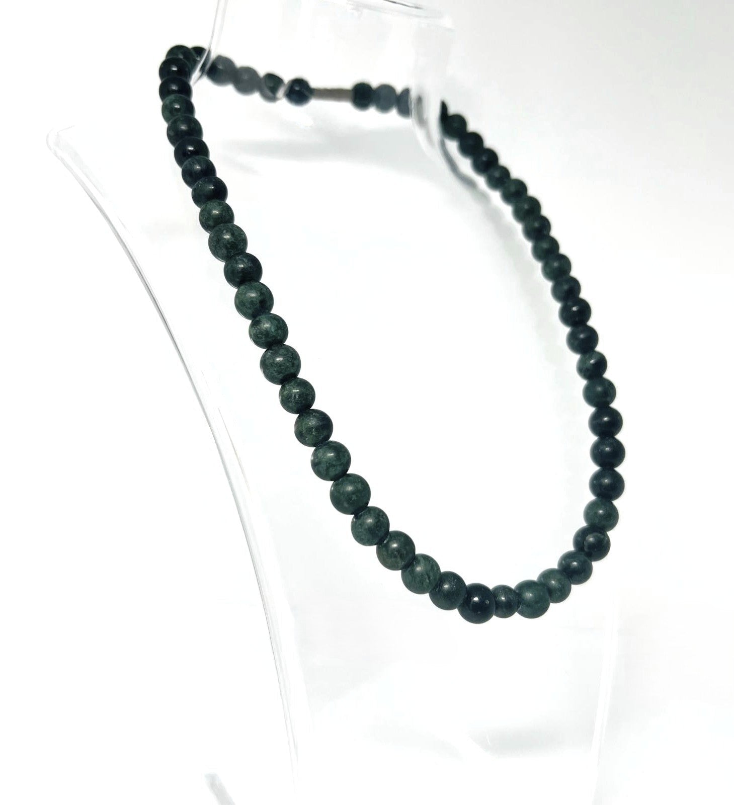  Jade Edelstein-Kette 