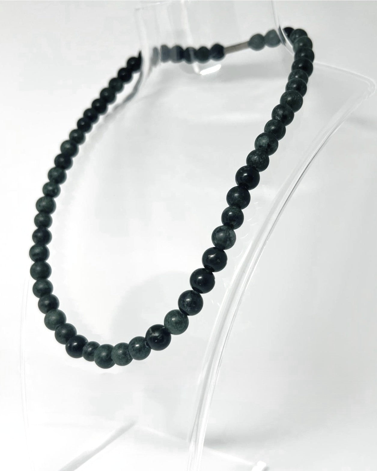  Jade Edelstein-Kette 