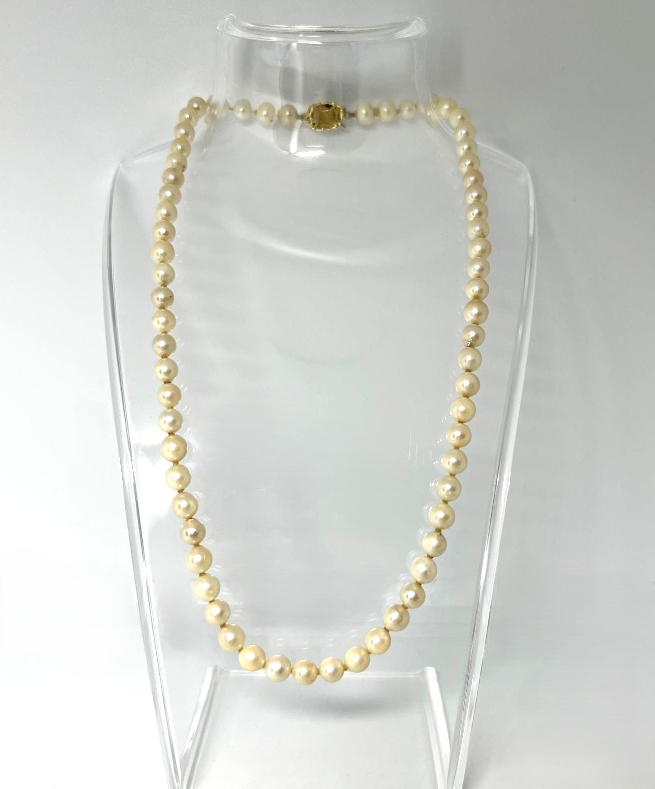 Vintage Perlenkette mit 585 Goldverschluss