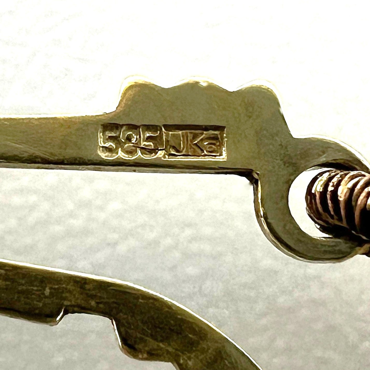 Vintage Perlenkette mit 585 Goldverschluss