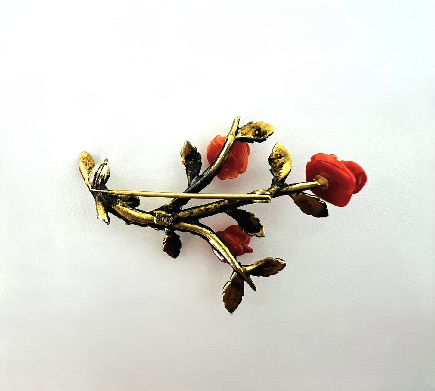 Vintage Korallenbrosche aus 800 Silber 