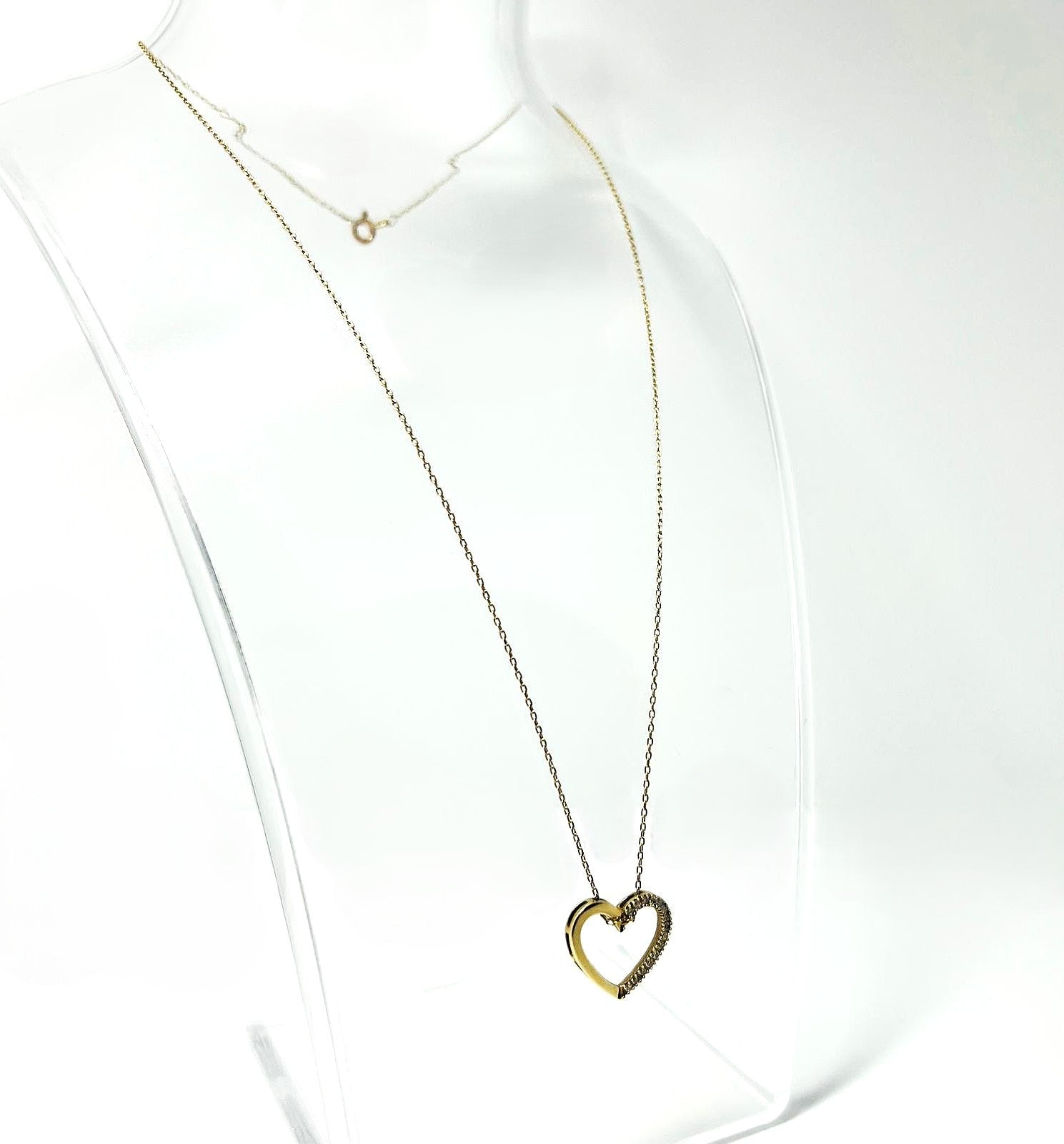 Minimalistische 333er Gold Herz