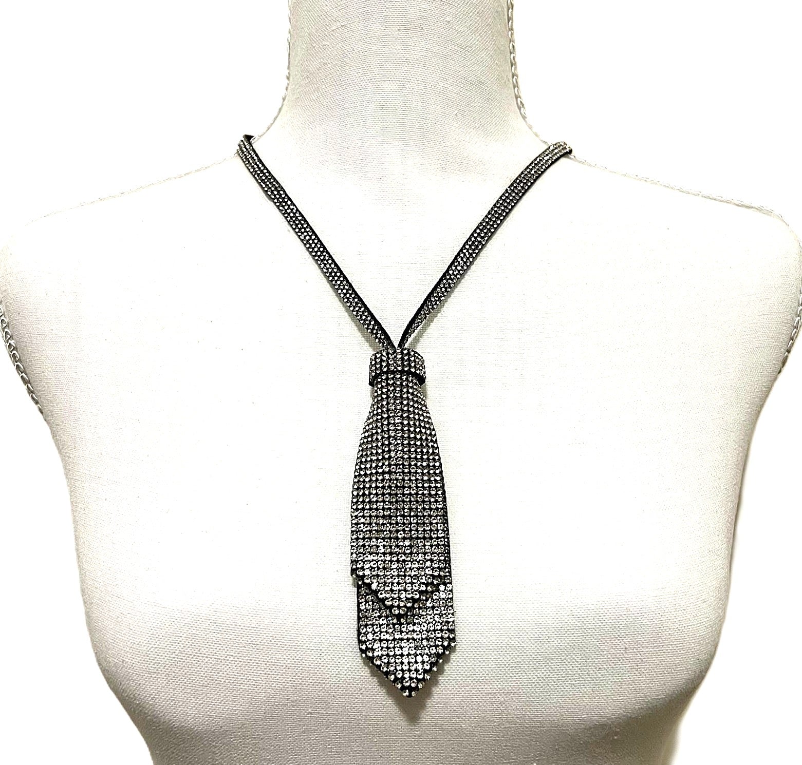 Luxuriöse Damen-Krawatte