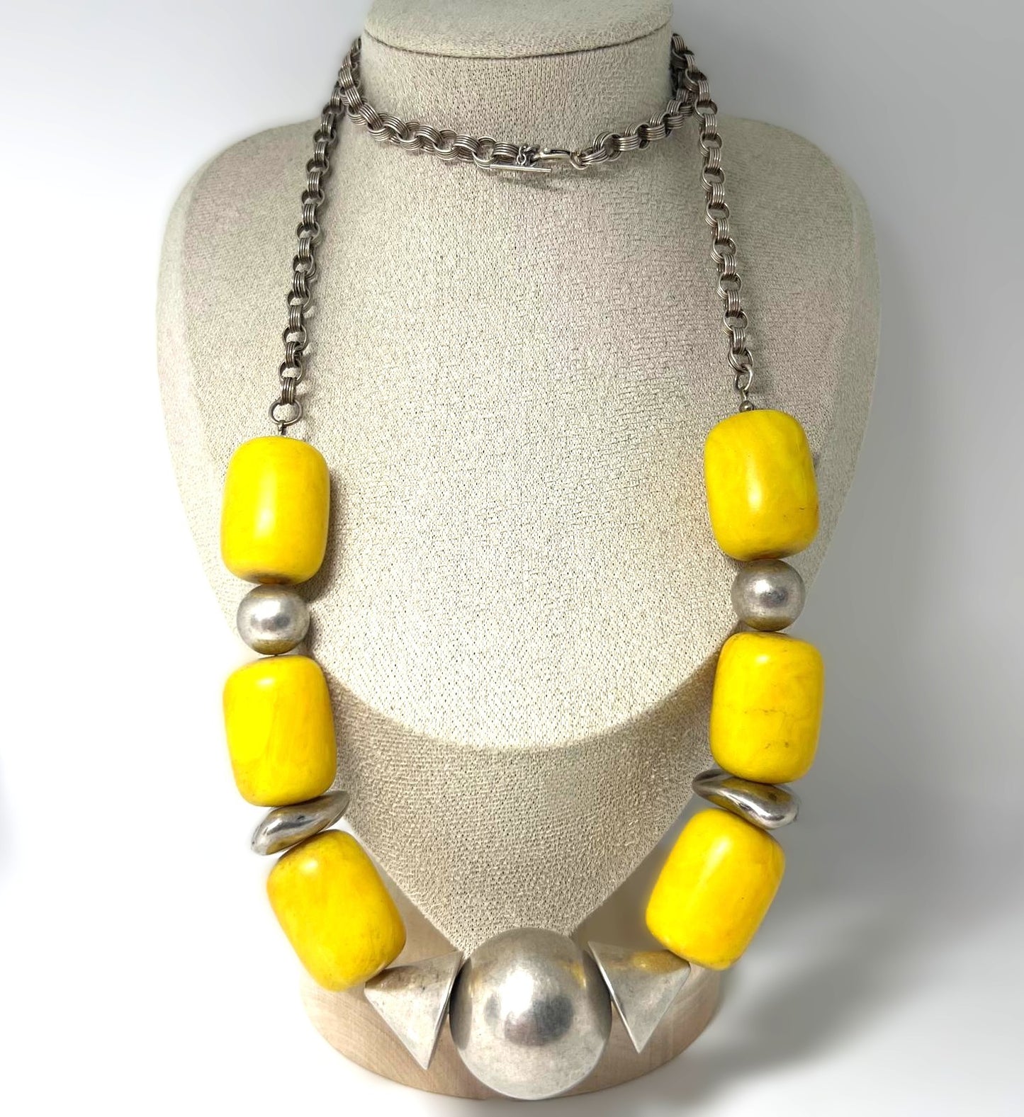 Vintage Lucite Statement-Collier