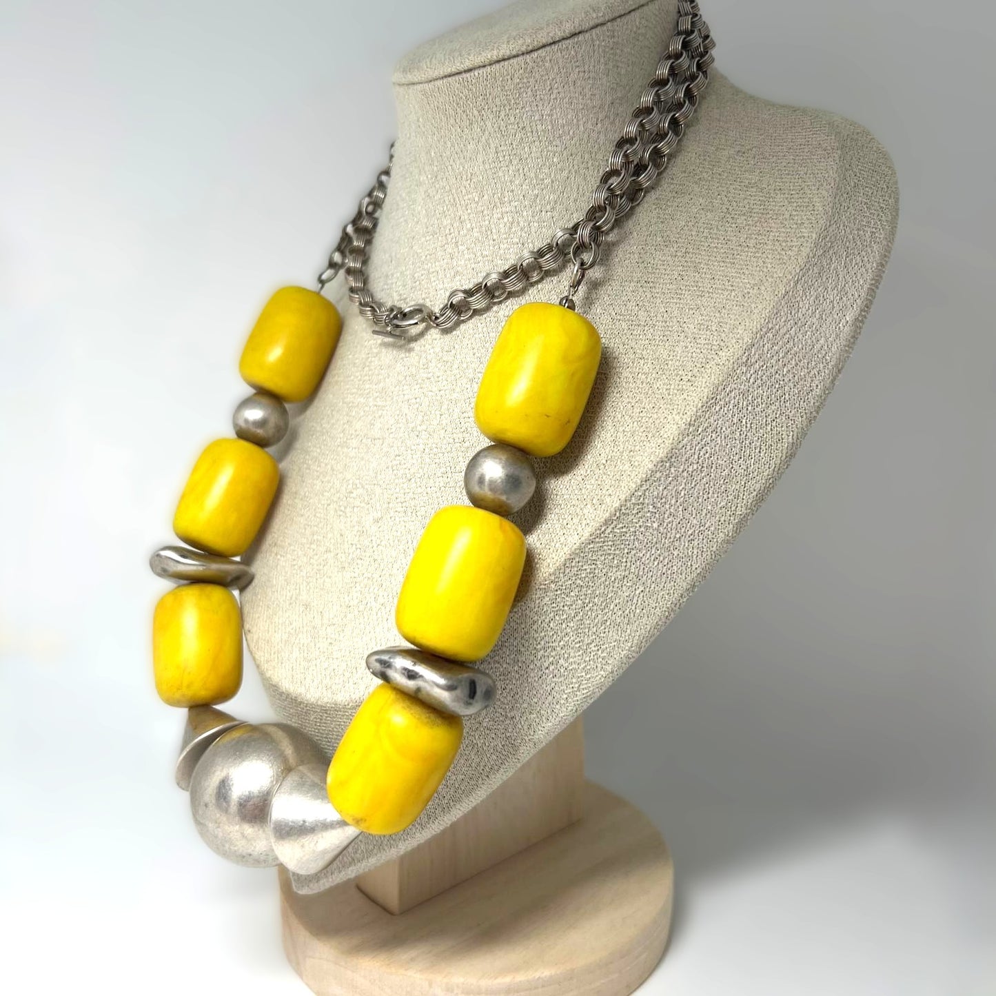 Vintage Lucite Statement-Collier