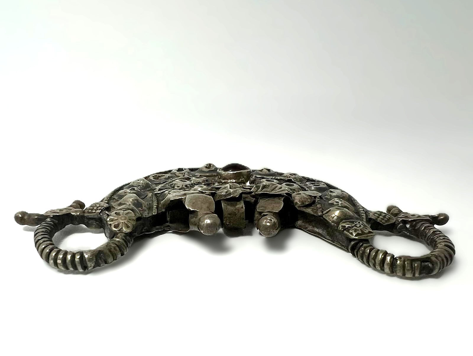 Antiker turkmenischer Silber-Pektoralanhänger
