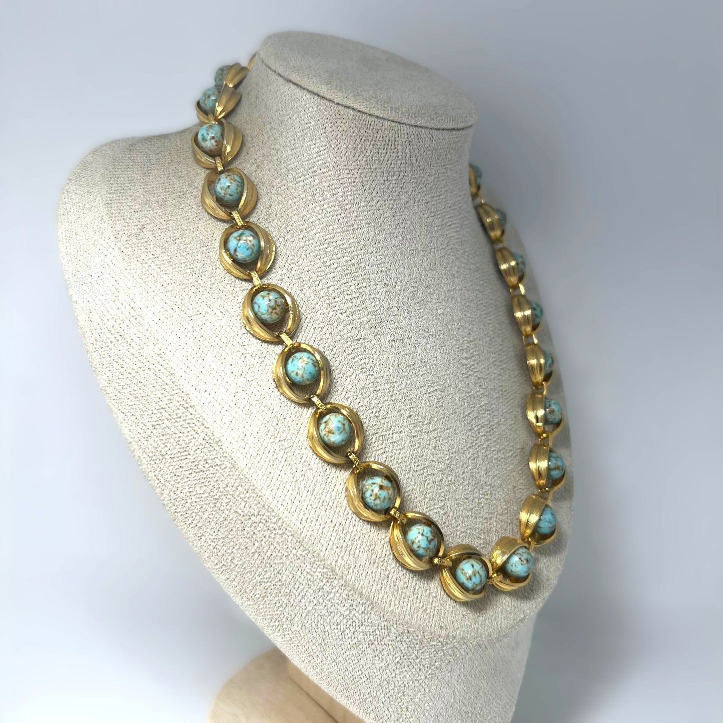 Vintage Mid-Century Collier