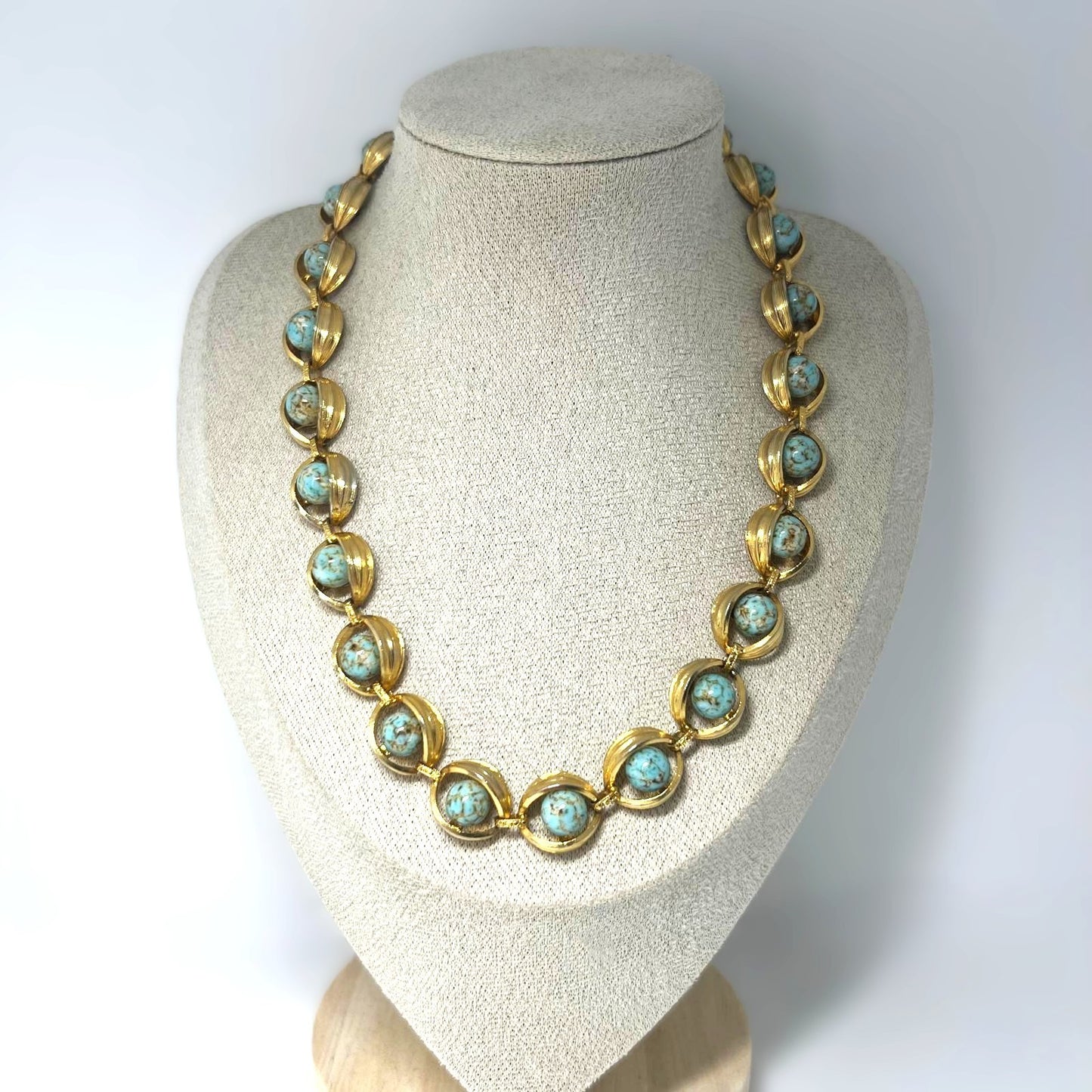 Vintage Mid-Century Collier
