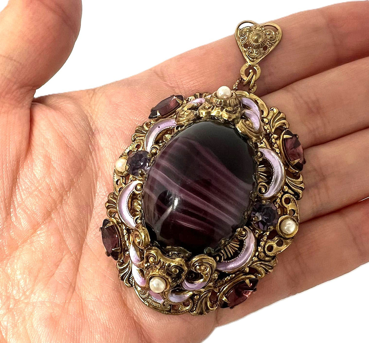Vintage Victorian Revival Anhänger