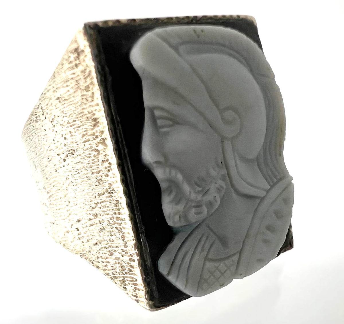 Art Deco Onyx Kameering