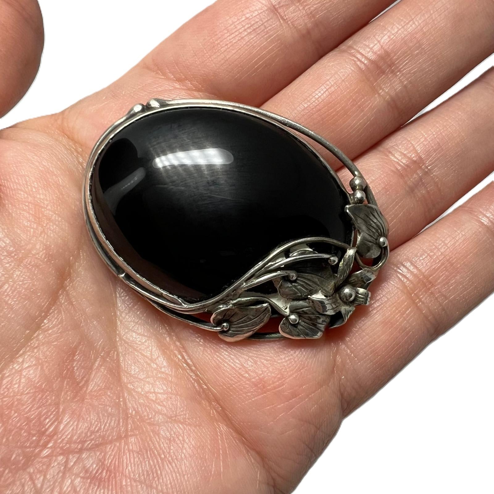  835 Silber Brosche mit schwarzem Onyx
