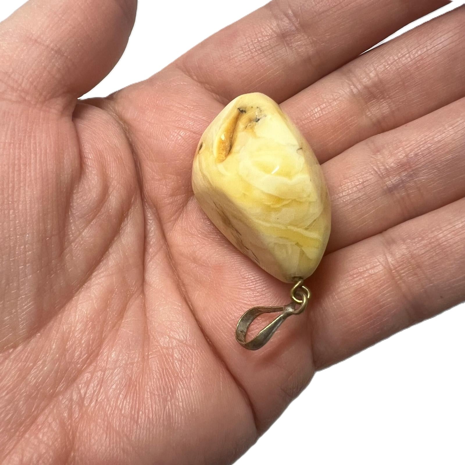 Amber Pendant Premium Egg Yolk