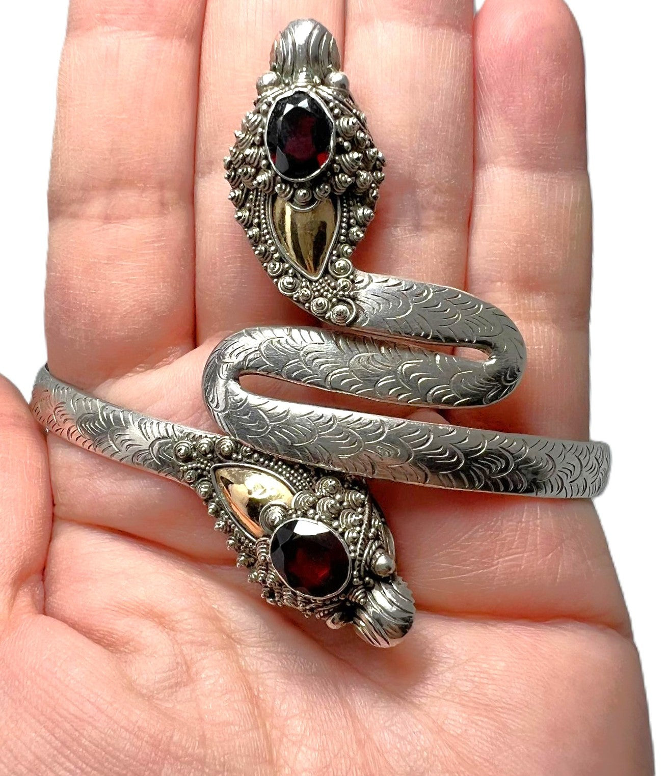 Cobra Schlangen Armspange 