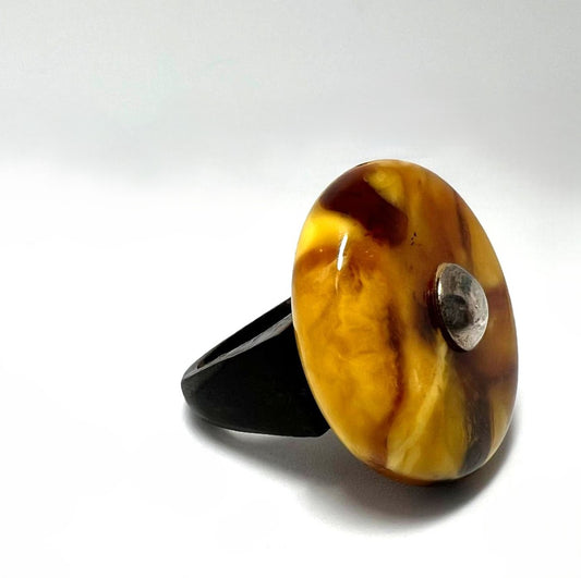 Designer Bernsteinring