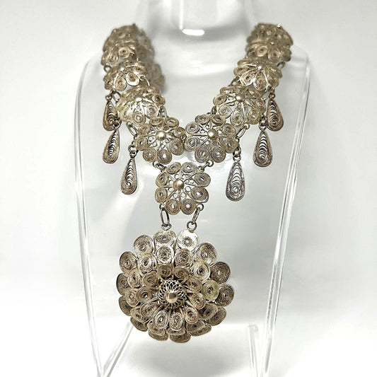 Antikes filigranes Silber-Collier