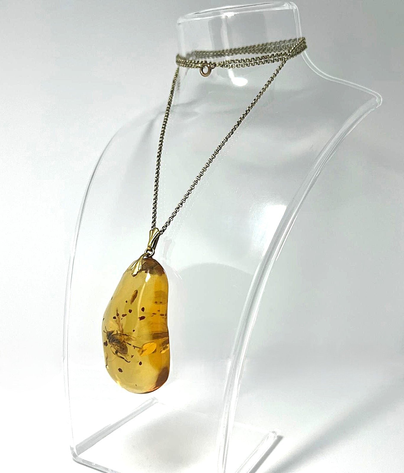 Bernstein Kette mit großer Fliegen-Inkluse Anhänger