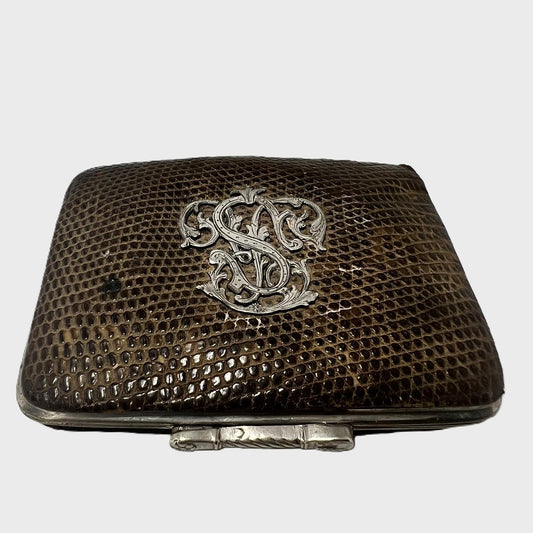 Antikes monogrammiertes Portemonnaie