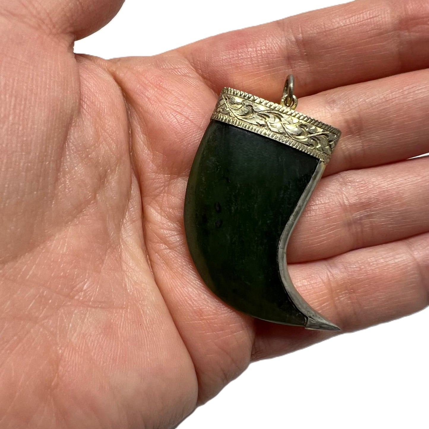  Jade Horn Anhänger 