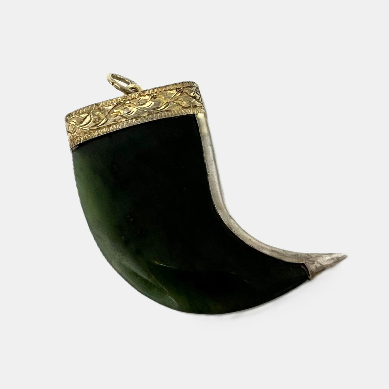  Jade Horn Anhänger 