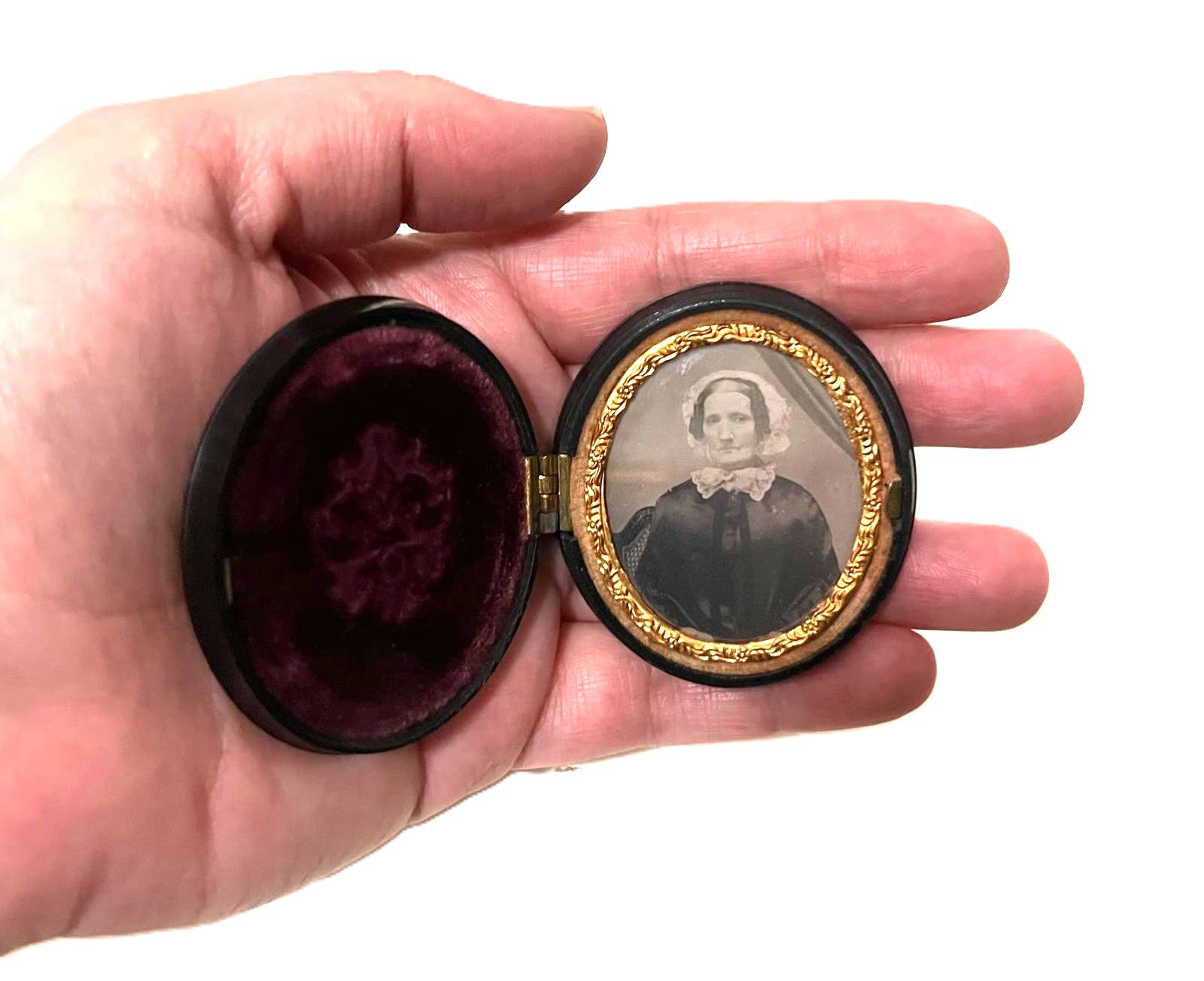 Antikes viktorianisches Union Case mit Daguerreotypie 