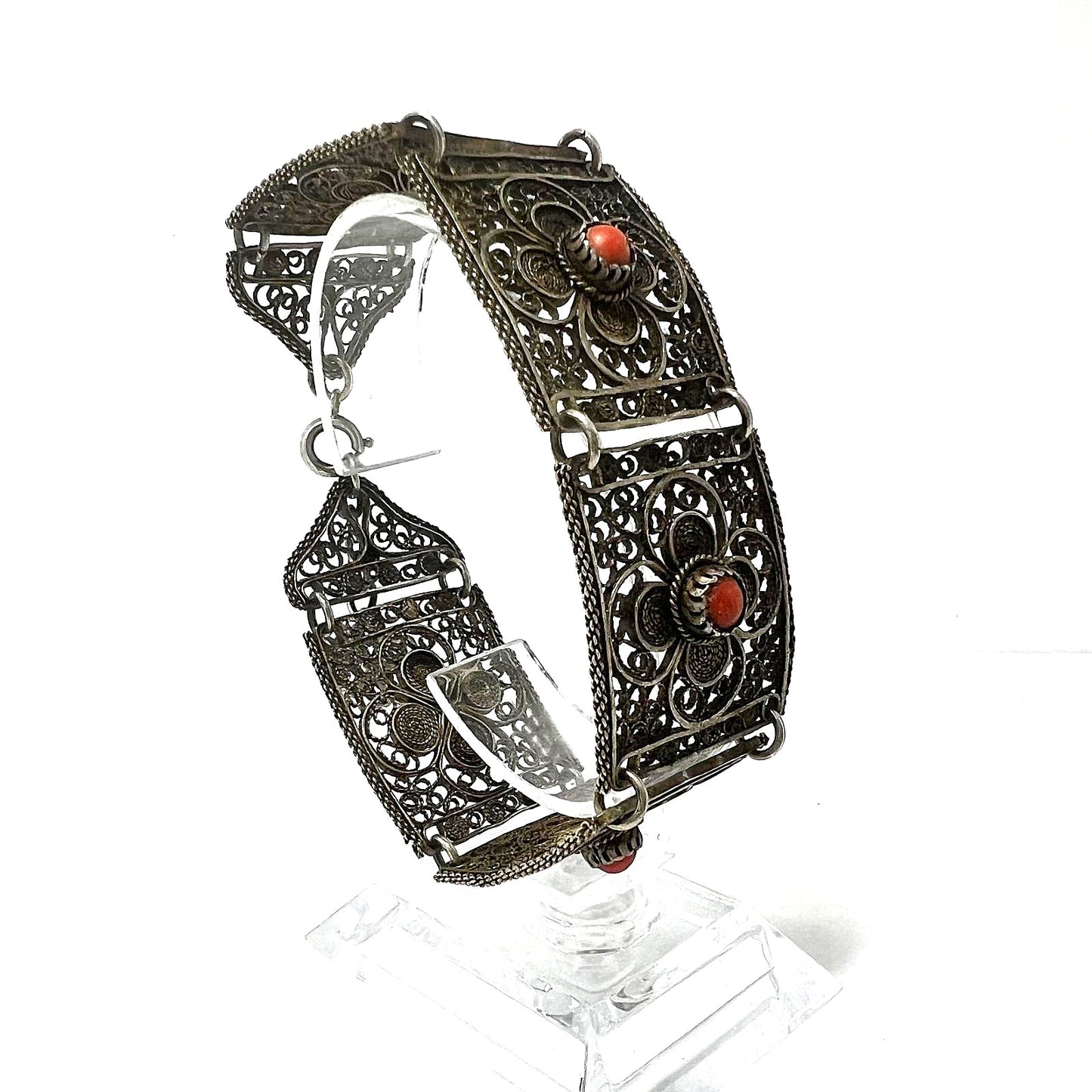 Antikes filigranes Silber-Korallenarmband