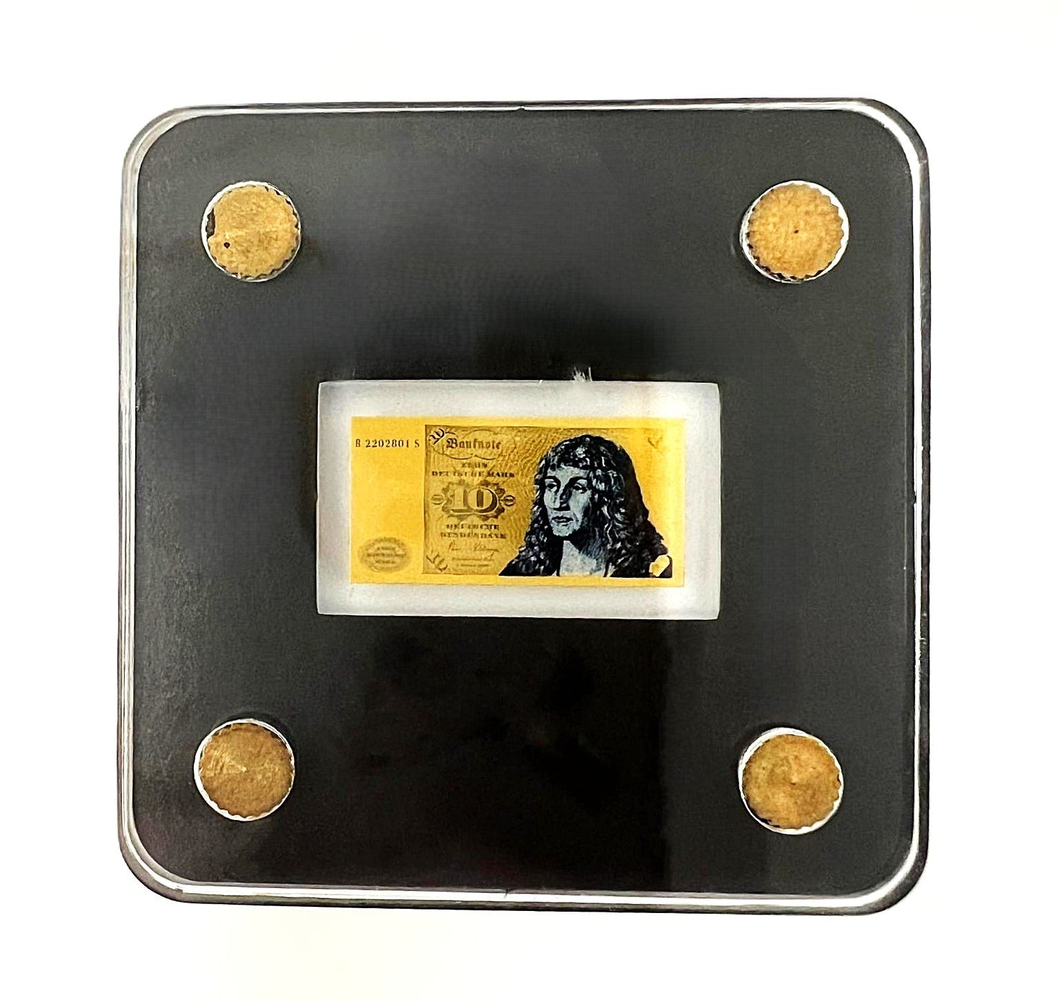 10 Mark Goldbarren
