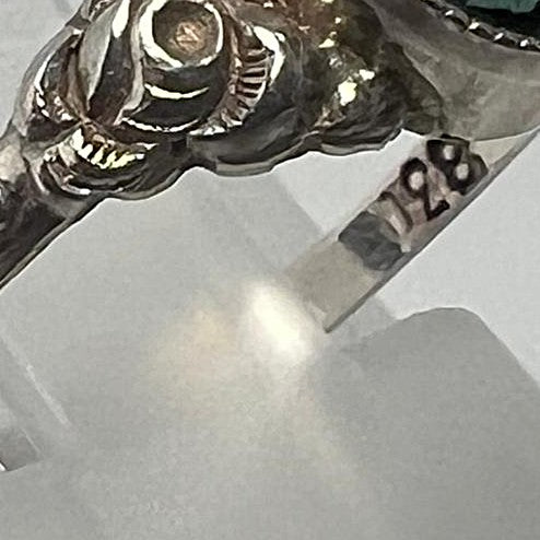 Minimalistischer Art-Deco-Ring 