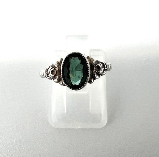 Minimalistischer Art-Deco-Ring 