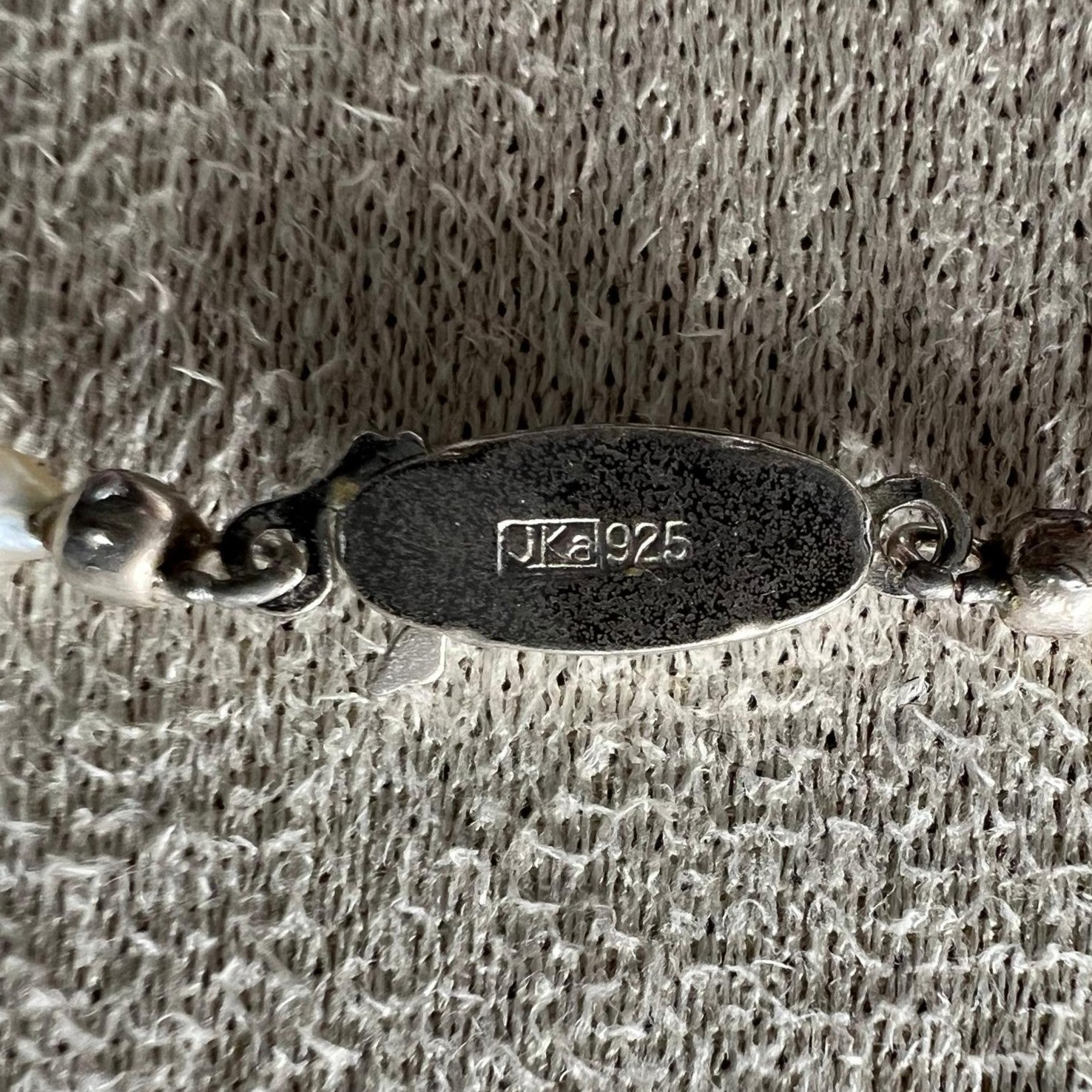 Minimalistisches Vintage-Collier 