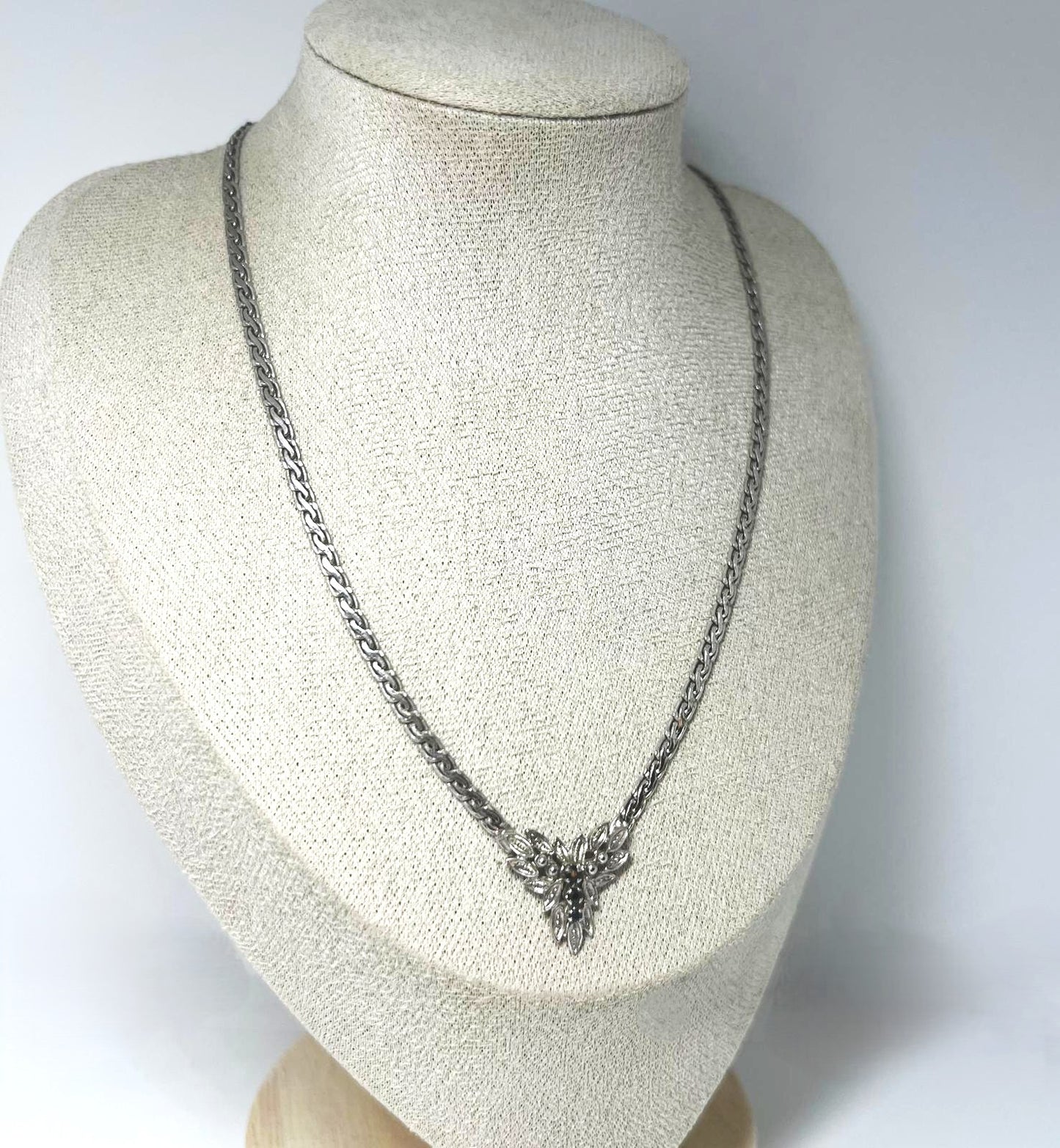 Antikes Art-Deco-Collier
