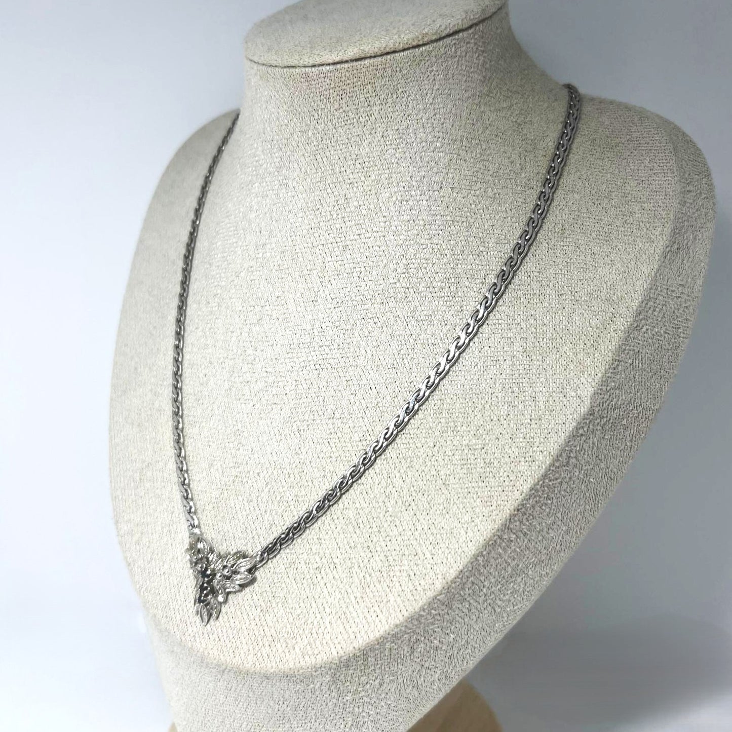 Antikes Art-Deco-Collier