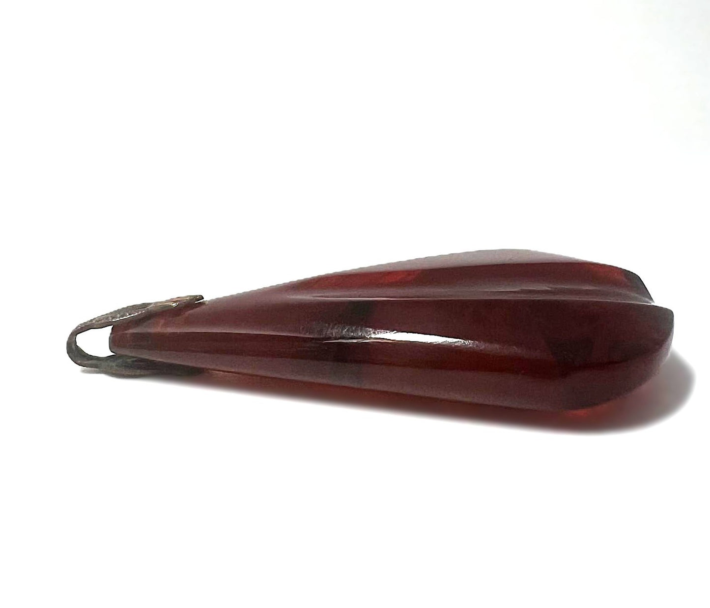Art Deco Cherry Bakelit/Catalin Anhänger