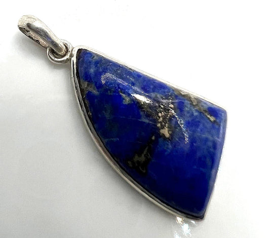 Anhänger mit Lapis Lazuli