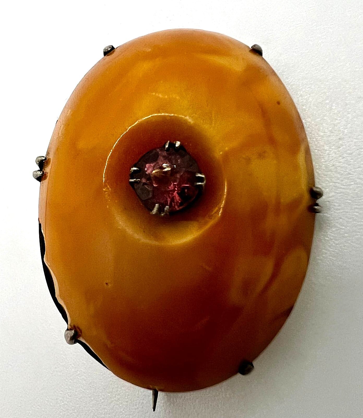 Antike Butterscotch-Brosche 