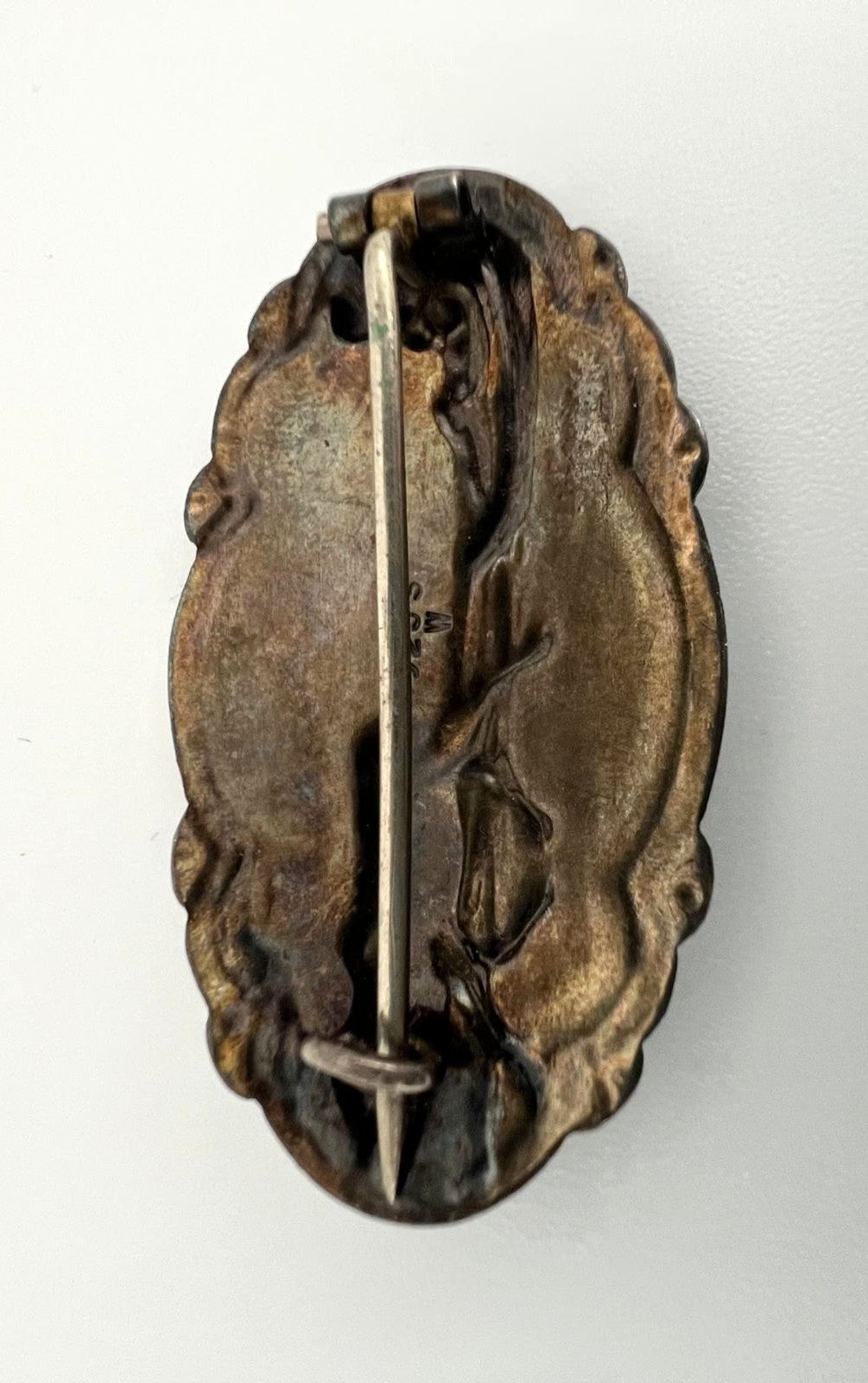 Brosche – Rentierschlitten mit Emaille