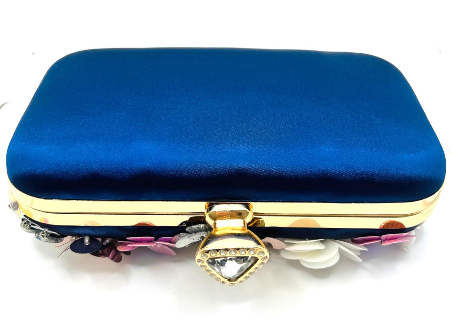 Clutch aus Satin in Marineblau und Gold