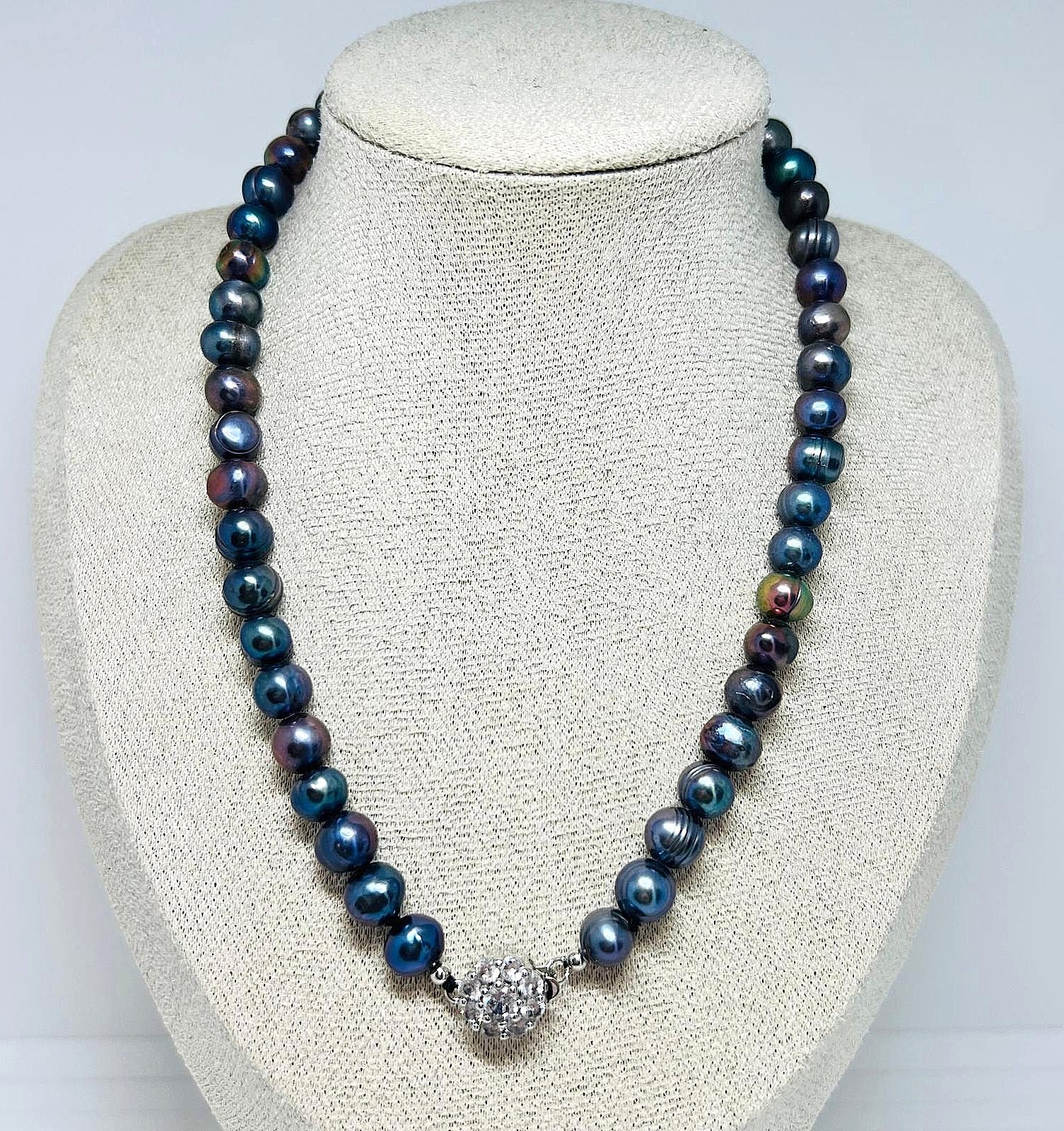  Collier mit echten Süßwasserperlen 