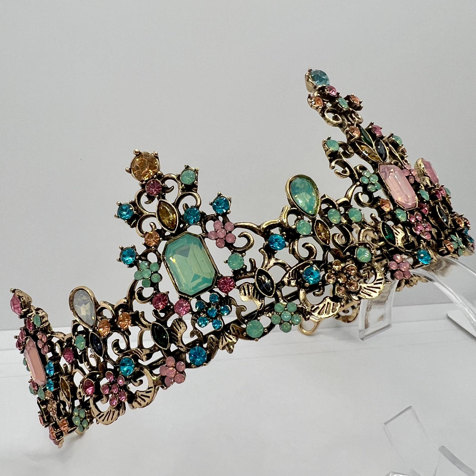 Diadem in Bronze mit Pastell Strasssteinen 