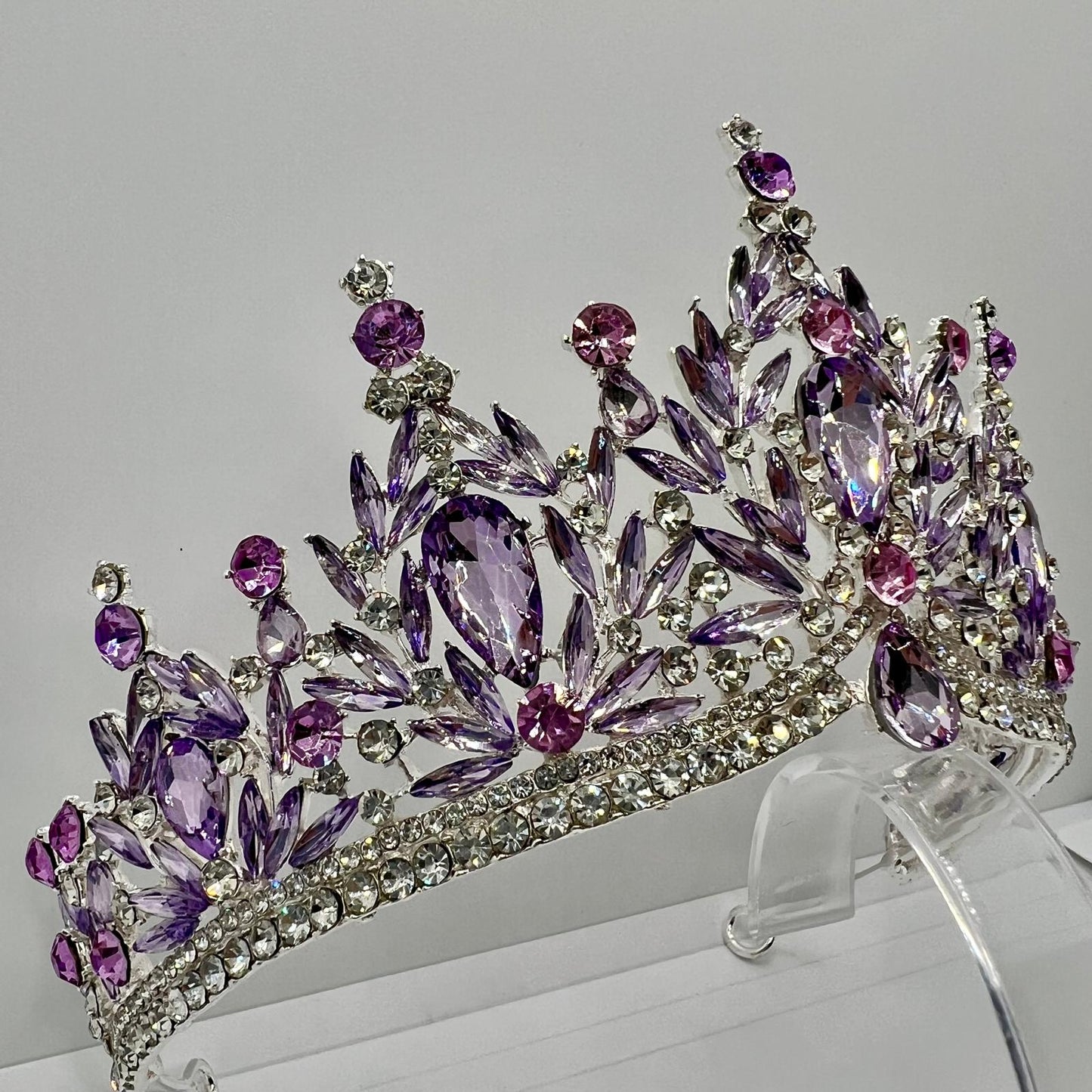  Diadem in Silber mit Lila Strasssteinen