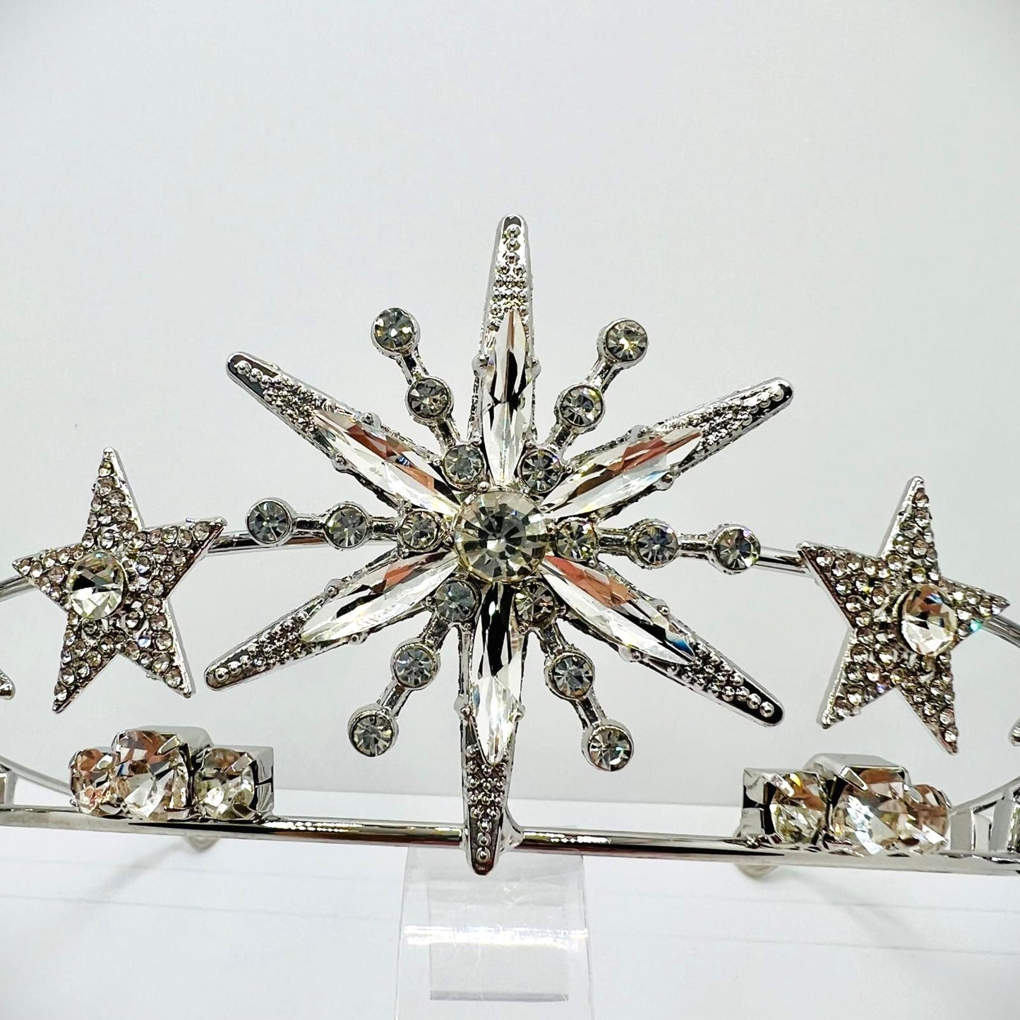 Diadem mit Kristallsternen 