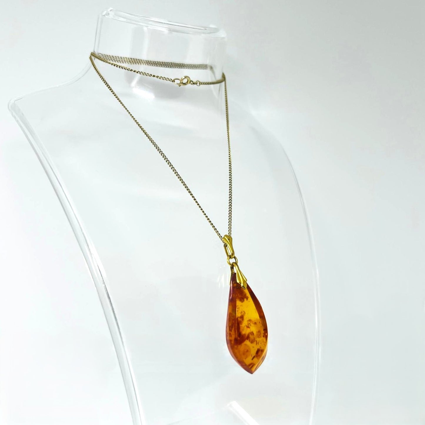 Antiker Bernstein Anhänger 