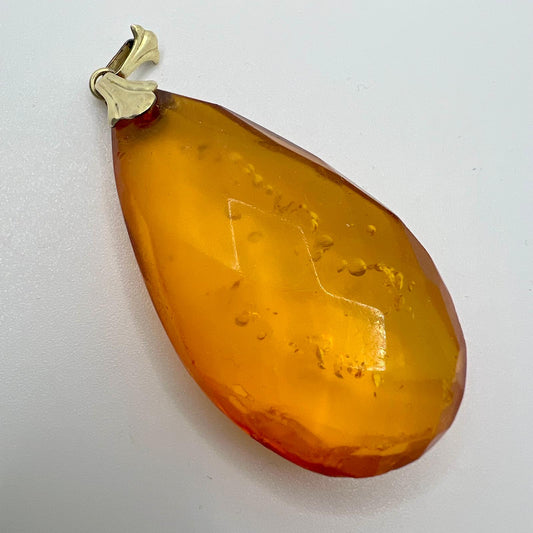 Antique Art Deco amber pendant – faceted – rarity – excellent craftsmanship